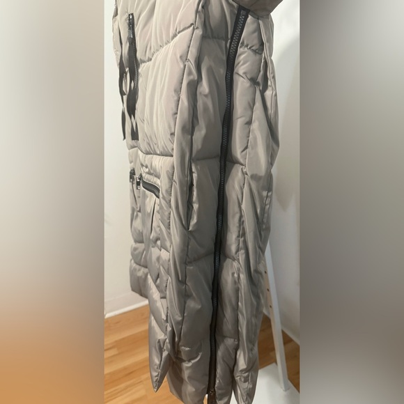 NWOT Gallery Faux Down Hood Utility Puffer Coat. Color: Lt. Sage. Size:Large - Picture 11 of 15